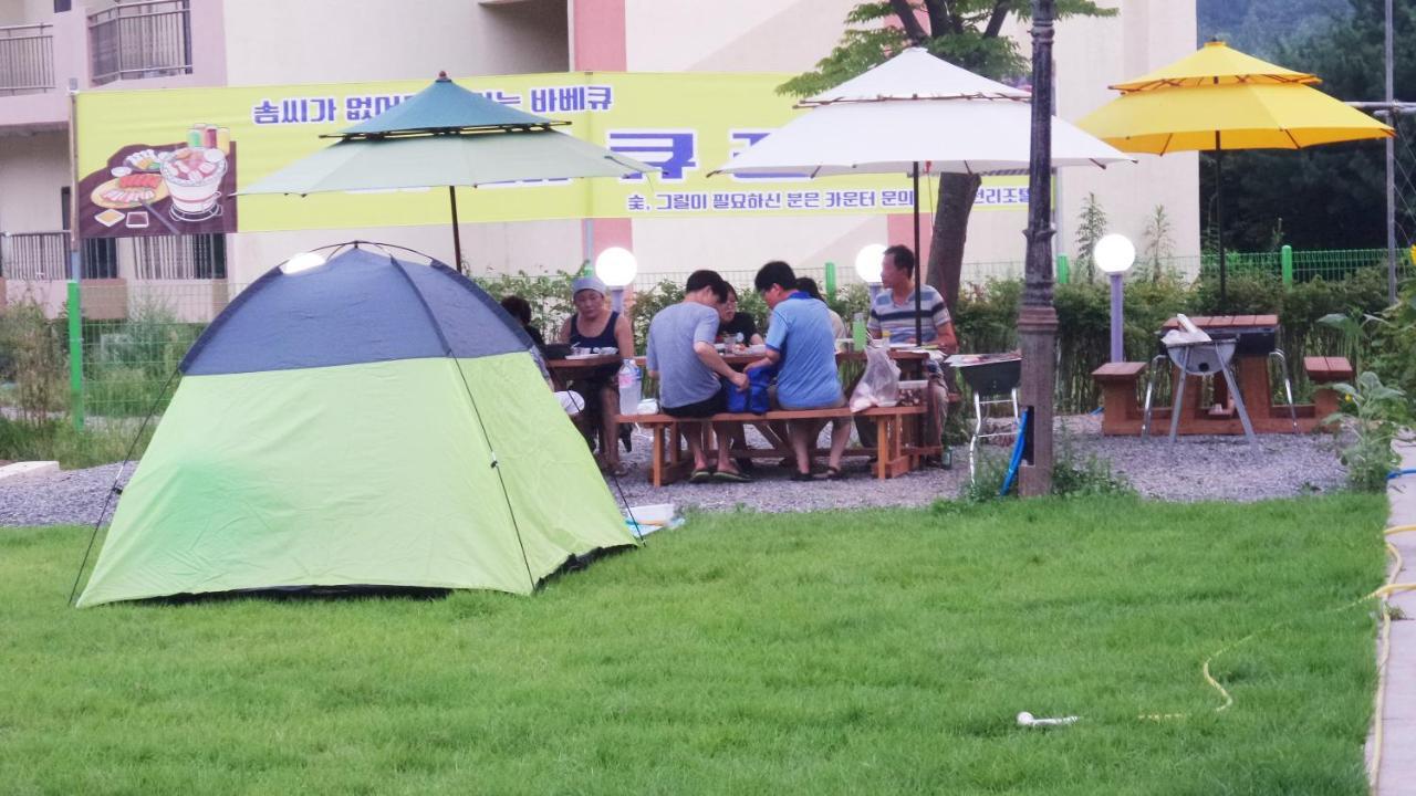 Hongcheon Resortel 外观 照片
